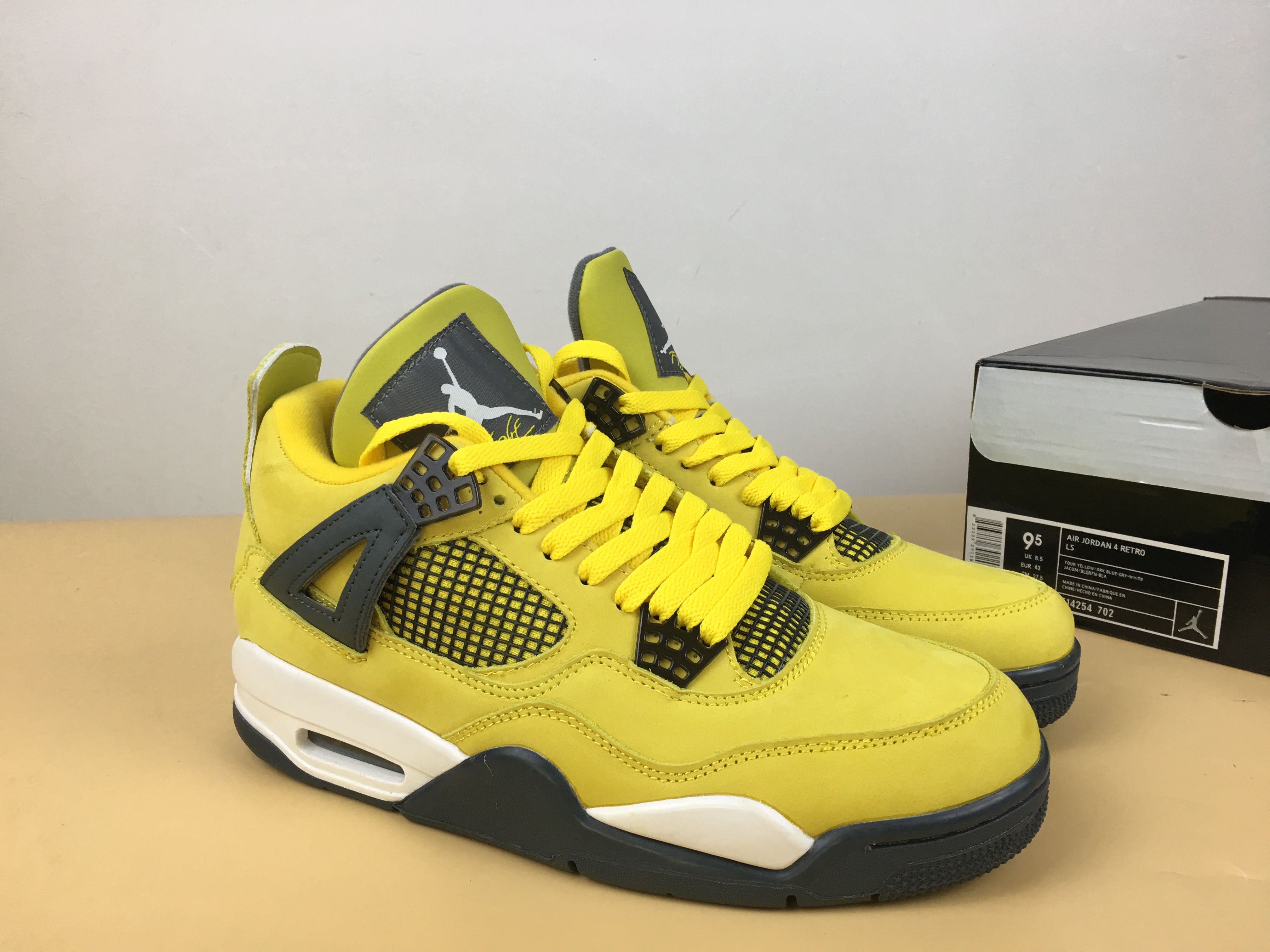 Air Jordan 4 Lightning Yellow Black Shoes